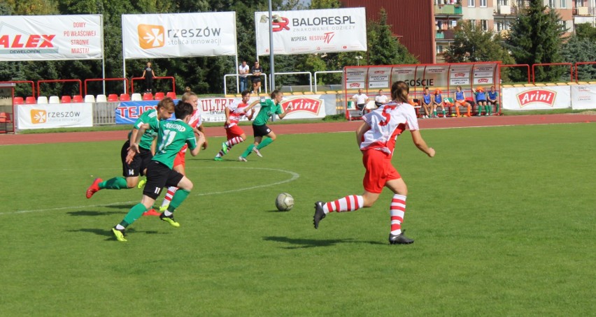 Zawodniczki Resovii pokonały na własnym boisku Rekord...