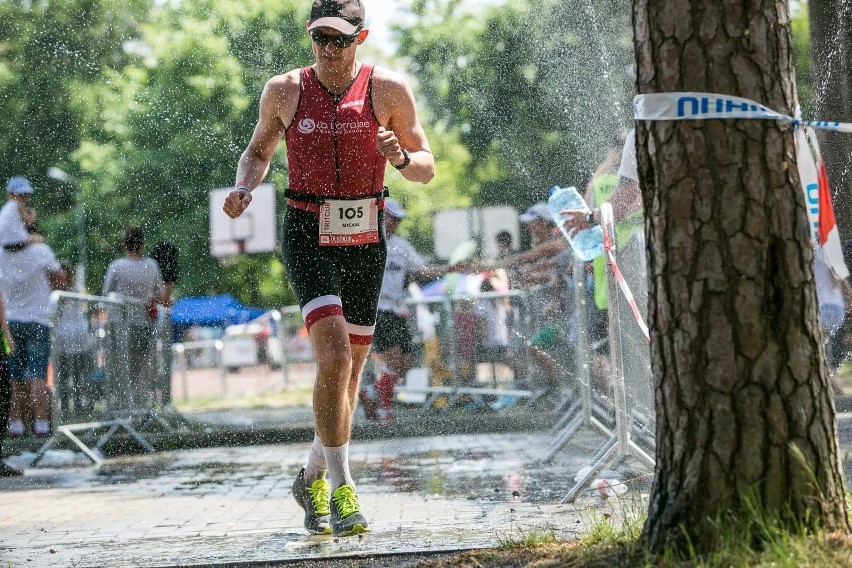 Michał Piech od trzech lat próbuje swoich sił w triathlonie,...