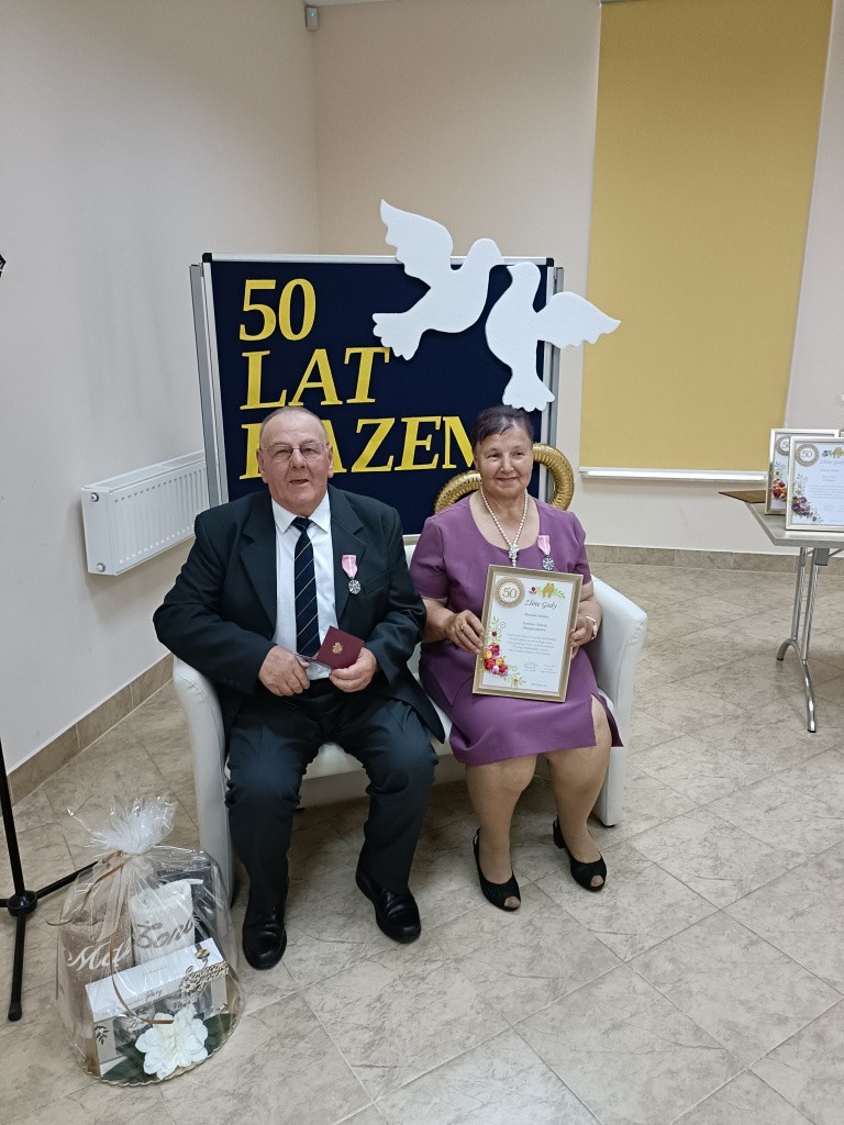 Złote Gody w gminie Przyłęk. Te pary obchodziły jubileusz pożycia pięćdziesięciolecia pożycia małżeńskiego. Zobacz zdjęcia