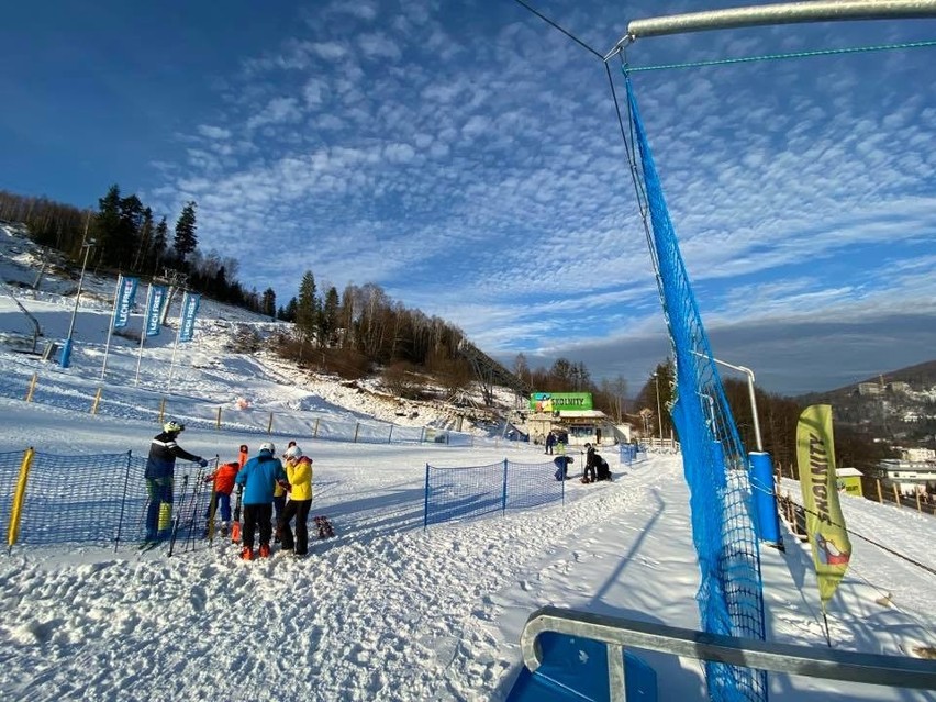 Wisła inauguruje sezon narciarski w Beskidach. Za darmo wyciąg Skolnity. Zobaczcie program