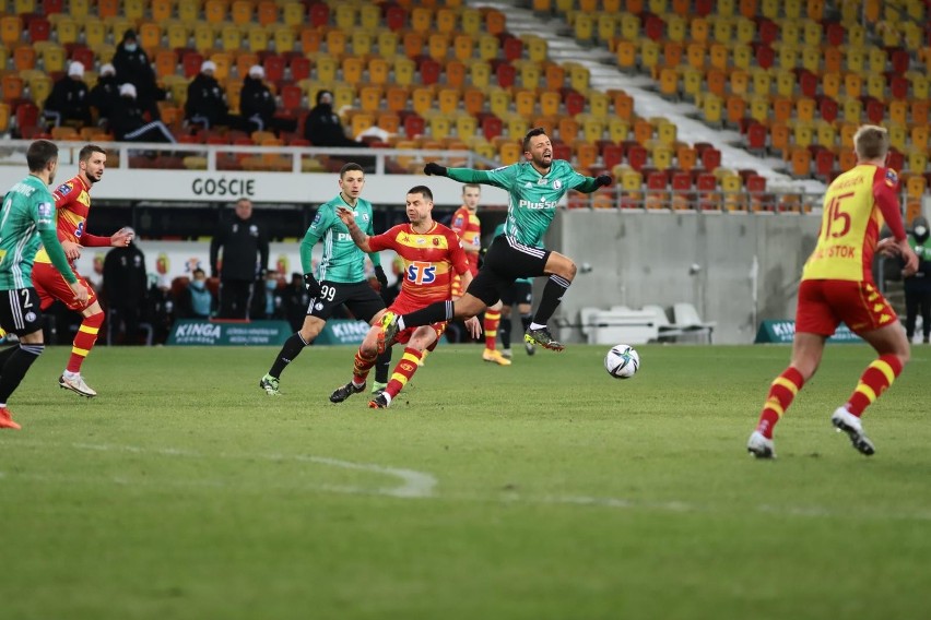 Legia Warszawa zremisowała z Jagiellonią w Białymstoku 1:1....