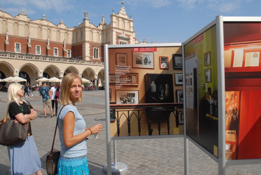 Otwarcie wystawy Muzeum Domu Jana Pawła II w Wadowicach [NOWE ZDJĘCIA]