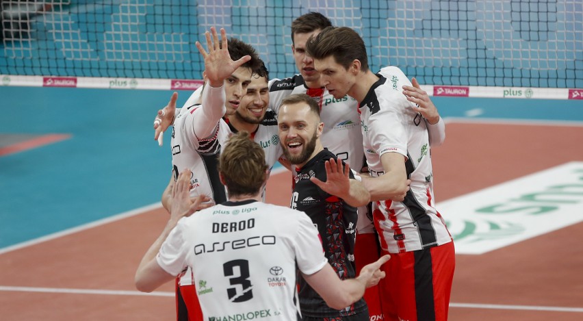 Asseco Resovia wygrywa trzeci raz z rzędu! Pokonuje GKS...