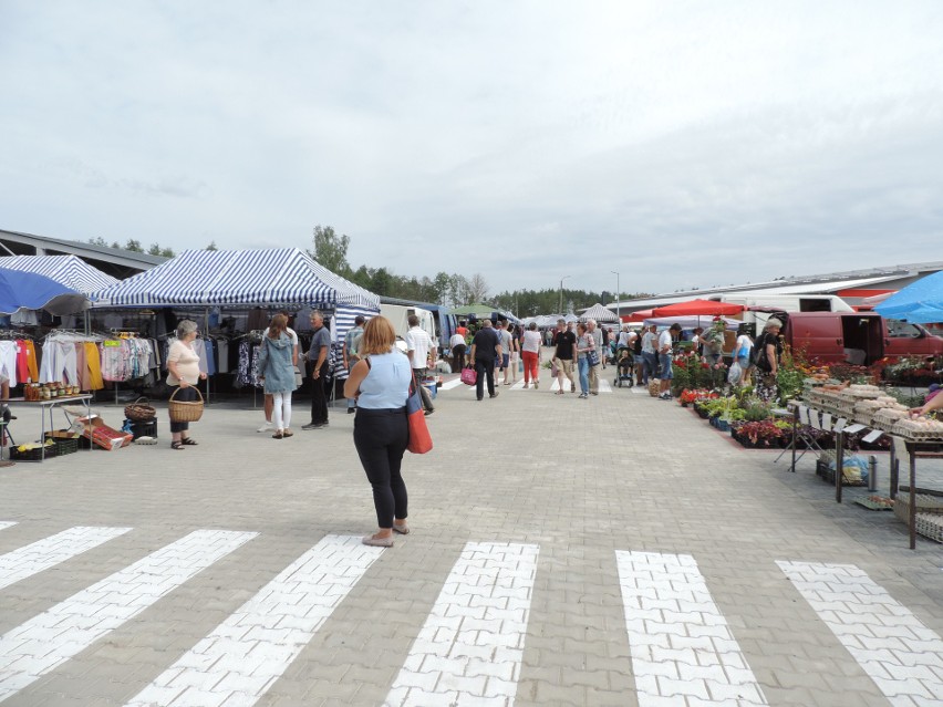 Małkinia Górna. Targowisko „Mój Rynek” otwarte. Handluje na...