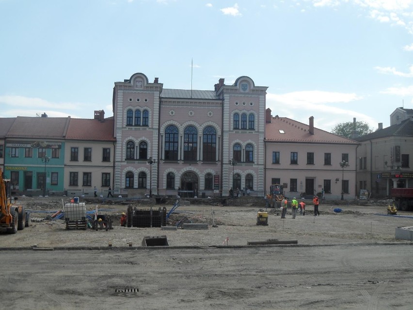 Samochody na żywieckim Rynku? Większość jest za! [ZDJĘCIA]