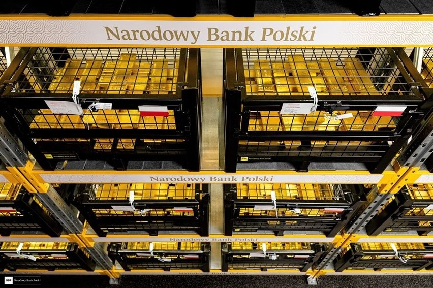 Zakończyła się tajna operacja Narodowego Banku Polskiego. Polskie złoto przyjechało z Londynu do kraju