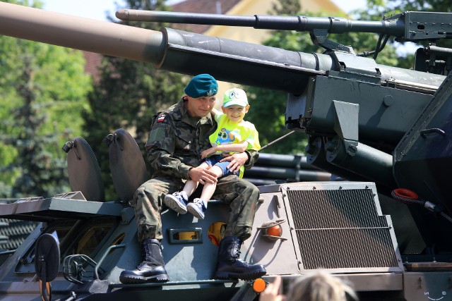 Podczas pikniku w CSAiU w Toruniu, zaprezentowany zostanie sprzęt wojskowy
