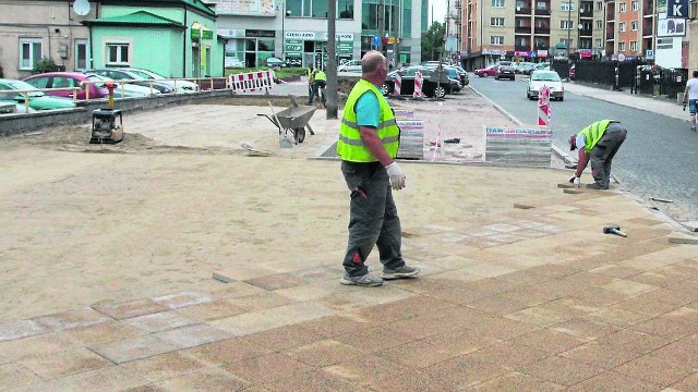 Dzięki miejskiemu programowi remontowany jest już między innymi chodnik przy ulicy Witolda.