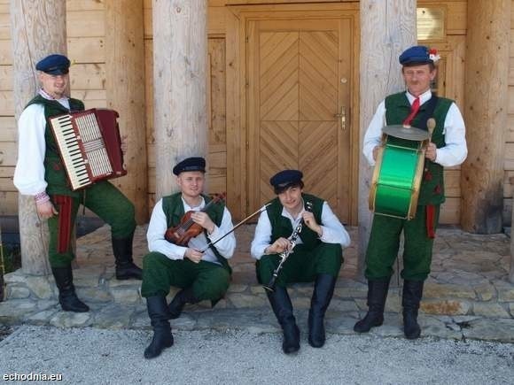 Kapela Ciekoty w składzie (od lewej): Grzegorz Michta, Kamil Powrózek, Ernest Ściegienny i Piotr Grzegorczyk.