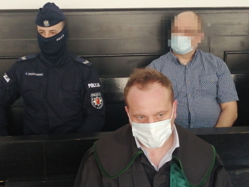 Według prokuratury, Mariusz S. zaatakował paralizatorem...