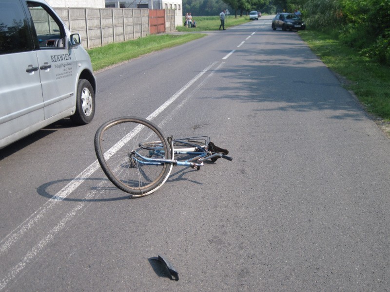 84-letni rowerzysta zginął na miejscu.