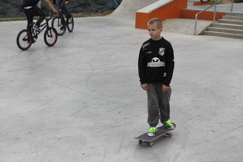 Pokaz ekstremalnej jazdy na skateparku [FOTO]