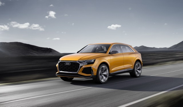 Audi Q8 sport conceptAudi przedstawia kolejny koncepcyjny pojazd demonstrujący potencjał przyszłej rodziny modelowej Q8. Studyjne Audi Q8 sport concept prezentuje wizjonerskie podejście, jakie projektanci i styliści Audi mają do SUV-ów przyszłości. Fot. Audi