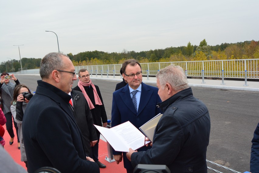 Stary most w Ostrołęce otwarty po remoncie, 08.10.2019