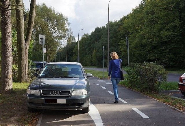 Ulica Świerkowa, audi wzbudza zainteresowanie