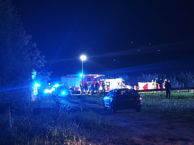 Na dordze krajowej 50 w Zalesiu w gminie Grójec doszło do śmiertelnego wypadku z udziałem pieszego.