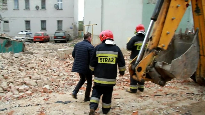 Zawalona kamienica w centrum Świebodzicach