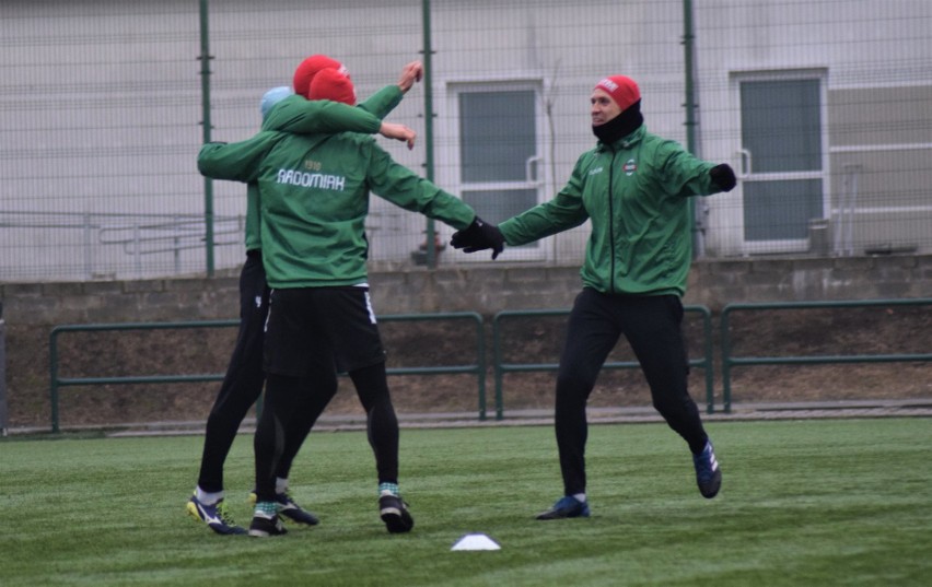 2 liga. Ostatni w tym roku trening lidera drugiej ligi, Radomiaka Radom. Od piątku zasłużony wypoczynek 