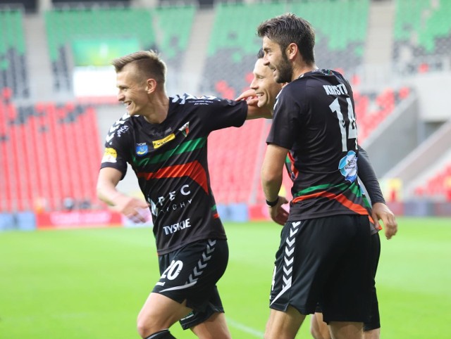 Piłkarze GKS Tychy pokonali Wigry Suwałki 1:0 odnosząc pierwsze zwycięstwo w lidze od siedmiu miesięcy