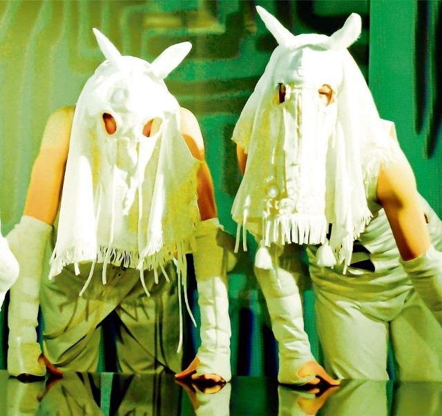 Sugestywne maski, wykorzystywane w spektaklu "Kwadratura Konia", przygotowała Agnieszka Szczepańska 