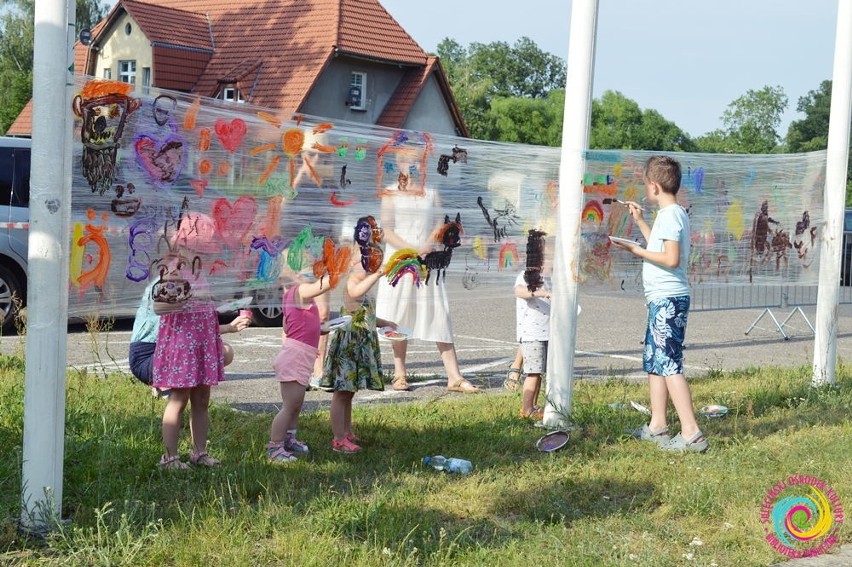 SOKowirówka  - Sulęciński Ośrodek Kultury podsumował rok artystyczny kolorowym piknikiem. 