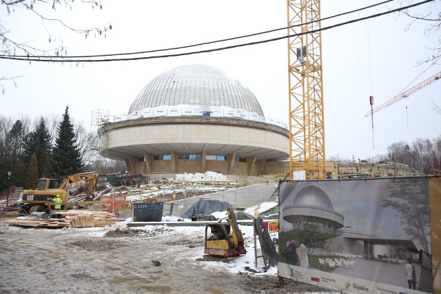 Trwa rozbudowa i modernizacja Planetarium Śląskiego. Prace te mają zakończyć się pod koniec 2021 roku.Zobacz kolejne zdjęcia. Przesuwaj zdjęcia w prawo - naciśnij strzałkę lub przycisk NASTĘPNE