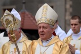 Arcybiskup Juliusz Paetz będzie koncelebrować mszę na 1050. rocznicę chrztu Polski? W sieci wrze