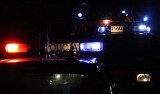 Nocny wypadek w Jakubowie. Samochód zjechał do rowu, pasażer trafił do szpitala