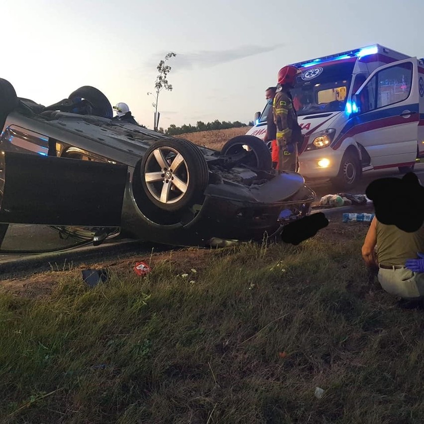 Wypadek w Wiśniewie pod Przasnyszem. Cztery osoby zostały ranne. 10.08.2020. Zdjęcia