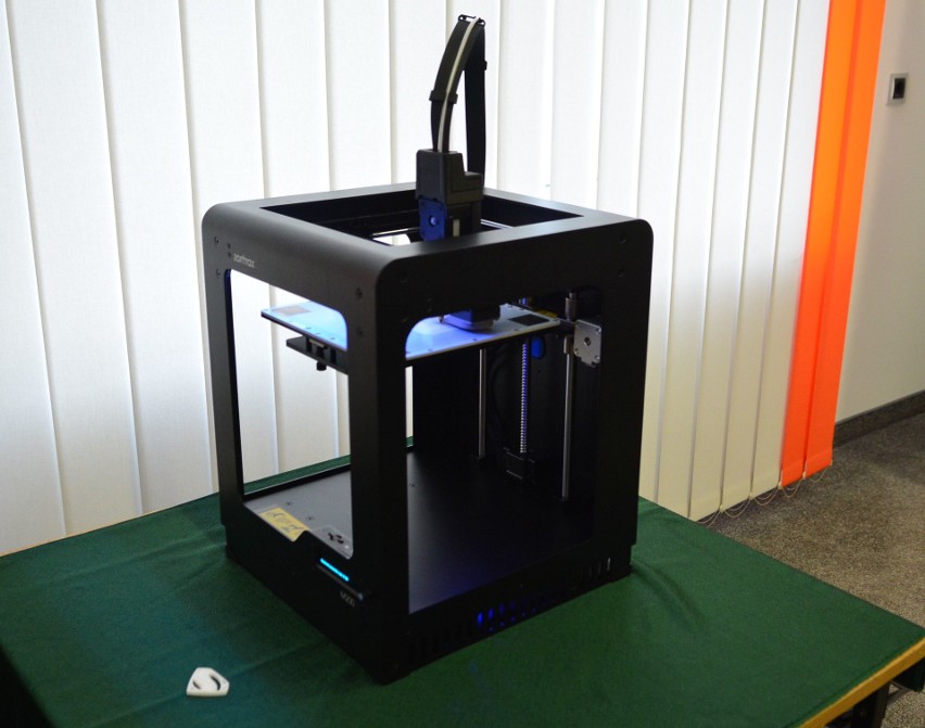 Radom. Nowoczesna drukarka 3D dla szkół. Będą z niej korzystać uczniowie szkół średnich i podstawowych 