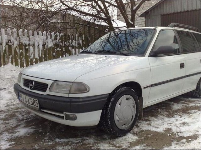 Opel Astra 1.7 TD Isuzu , 1995 r. Cena: 6 000 zł 