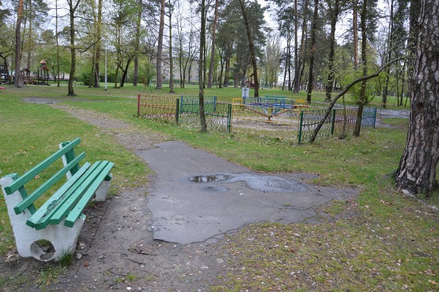 Dziś park jordanowski to miejsce zaniedbane, więcej tam osób pijących alkohol niż bawiących się dzieci i to ma się zmienić