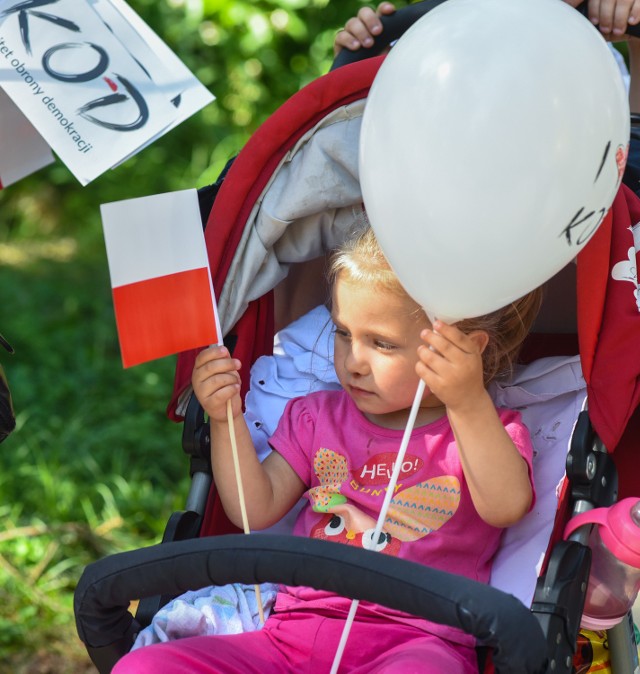 Dopiero wypełnienie deklaracji członkowskich KOD pokaże, ilu sympatyków zdecyduje się na prawdziwą działalność w ruchu.