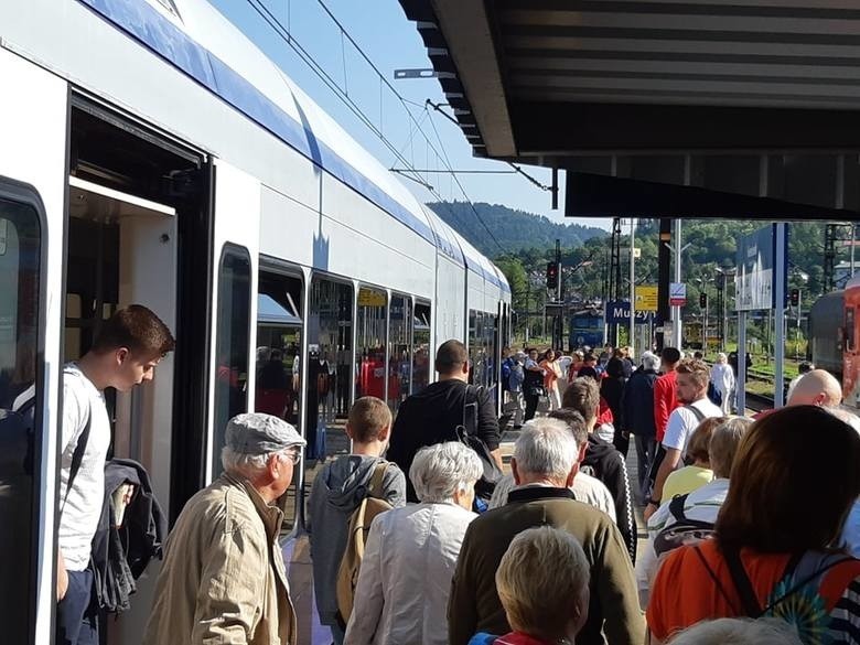 Okazja by podziwiać słowackie Tatry. Ruszają pociągi z Muszyny do Popradu