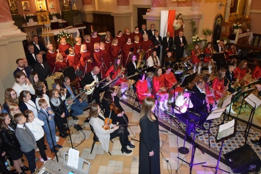Muzyczna uczta w Jedlni. Orkiestra Boni Angeli zagrała w dniu świętej Cecylii