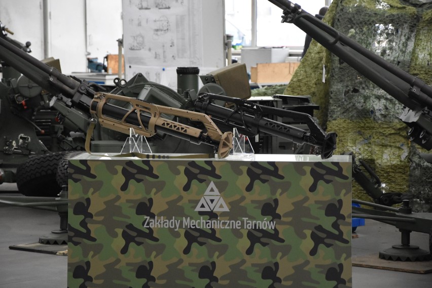 Premier Morawiecki zapowiedział w Tarnowie, że broń...