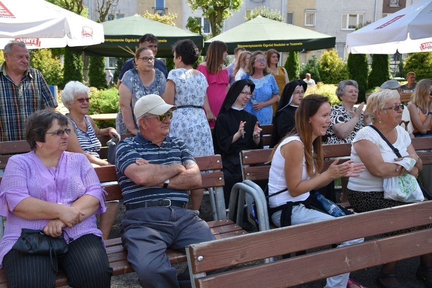 Akcję zaplanowano przy hospicjum (ul. Paderewskiego 11) w...