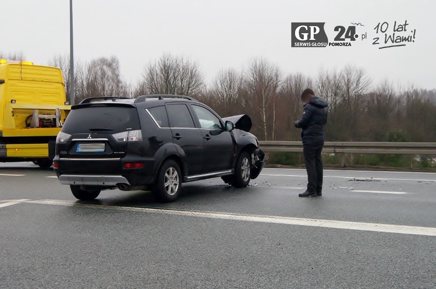 Na skrzyżowaniu węzła Głobino, kilka minut po godz. 13.,...