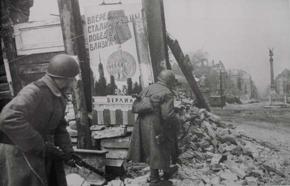 Szturm na Berlin, maj 1945 rok.