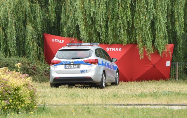 Ciało mężczyzny wyłowiono z Kanału Juranda w Malborku w czwartek, 24.06.2021 r.
