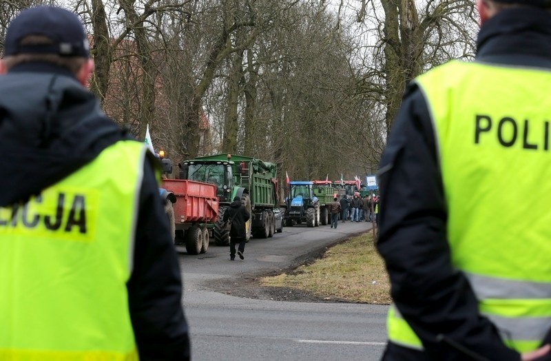 Protest rolników na drodze krajowej nr 10