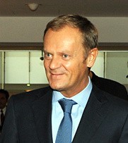 Donald Tusk zdecydował, że Kamiński powinien odejść z CBA. Ministrowie Czuma i Schetyna sami podali się do dymisji.