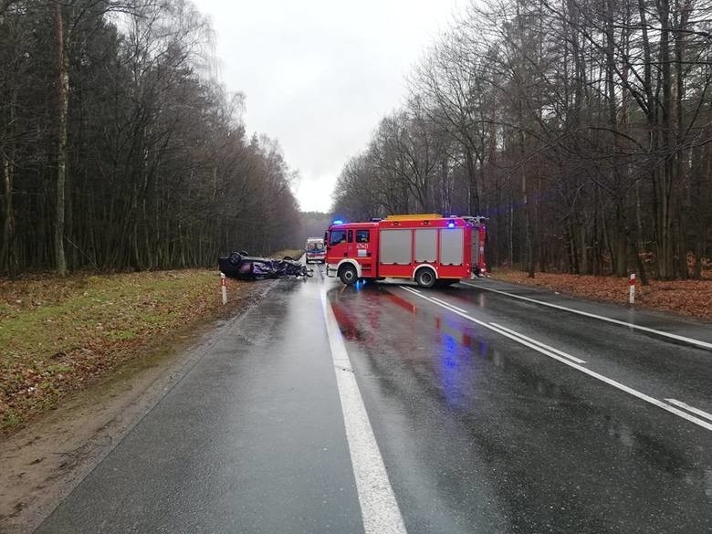 Dębica: Wypadek na drodze krajowej nr 6. Zderzyły się dwa samochody [ZDJĘCIA]