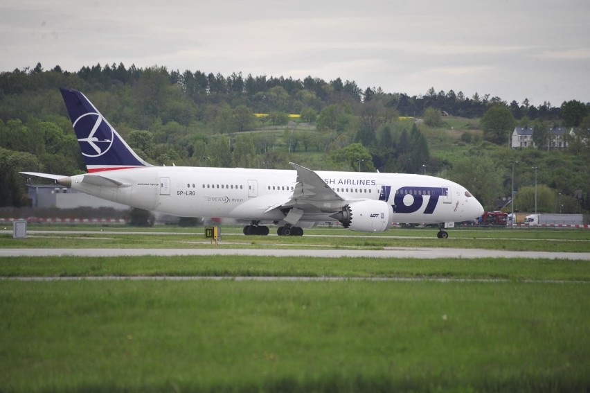 Balice. W 2020 roku Kraków Airport chce obsłużyć około 9 mln pasażerów. Z Air France polecimy do Paryża, a z American Airlines do Chicago