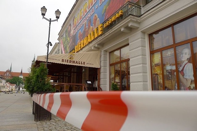 Pub Bierhalle przy ul. Rynek Kościuszki 11 zamieścił informację o zamknięciu lokalu. Powodem ma być decyzja ZMK.