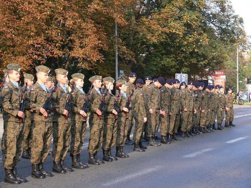W Sandomierzu uroczyście odsłonięto pomnik Westerplatczyka, plutonowego Władysława Barana
