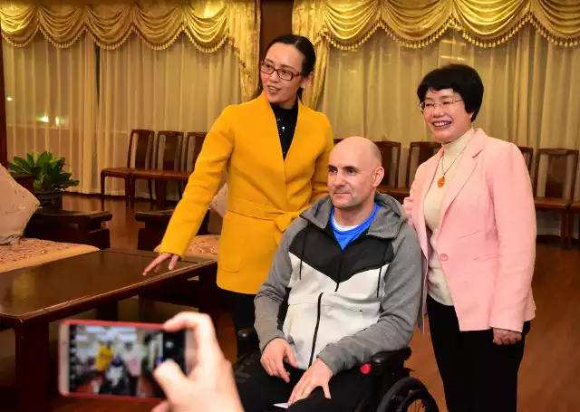 Tomasz Gollob chwali warunki, jakie mu stworzono w szpitalu w Nanning w Chinach