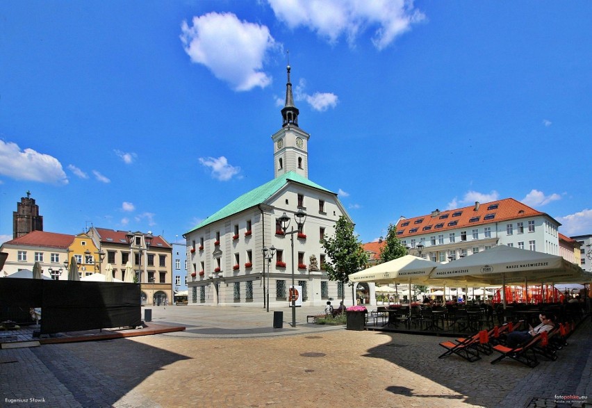 Gliwice to dynamiczne miasto położone w południowej Polsce,...