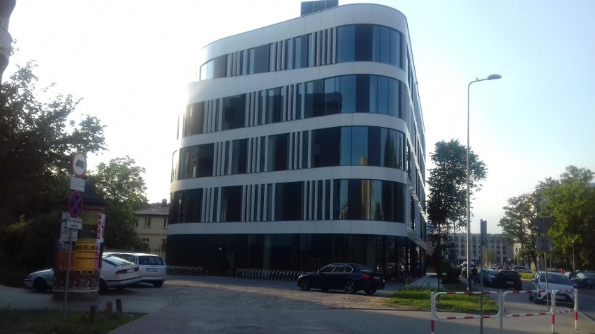 Narodowe Centrum Nauki w Krakowie kupiło biurowiec, który wybudowała spółka menedżera Roberta Lewandowskiego