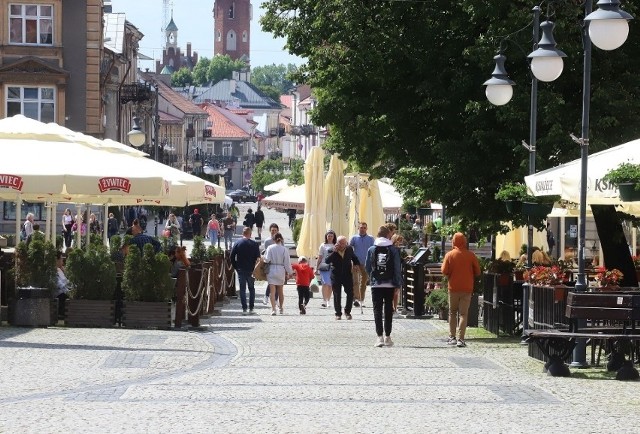 Zobacz na kolejnych slajdach, gdzie w Radomiu będą w tym sezonie działały ogródki na świeżym powietrzu.